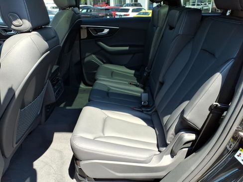 New 2026 Audi Q7 2.0T Premium AWD/4WD image 7