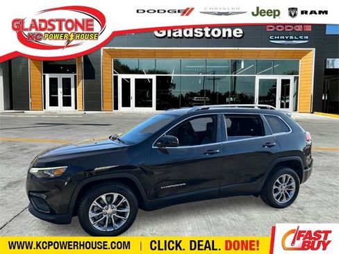 Used 2019 Jeep Cherokee Latitude Plus image 1