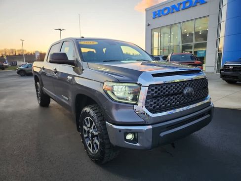 Used 2018 Toyota Tundra SR5 w/ TRD Off Road Package image 8