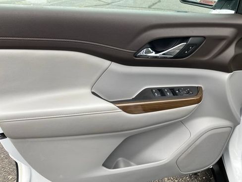 Certified 2020 GMC Acadia SLE FWD image 15