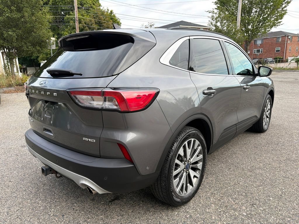 Used 2021 Ford Escape Titanium w/ Class II Trailer Tow Package AWD/4WD image 7