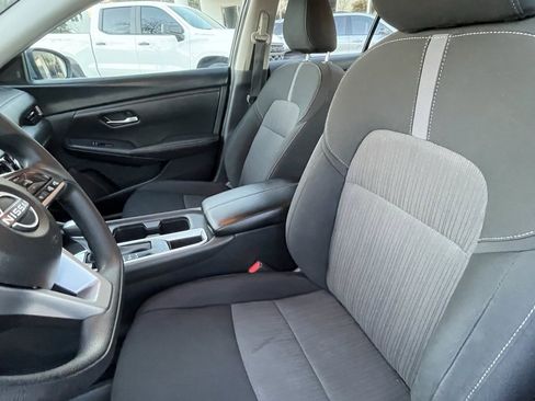 Used 2024 Nissan Sentra SV image 22