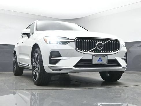 Used 2023 Volvo XC60 B5 Ultimate w/ Climate Package AWD/4WD image 38