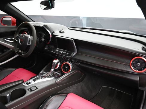 Used 2021 Chevrolet Camaro LT w/ RS Package image 41