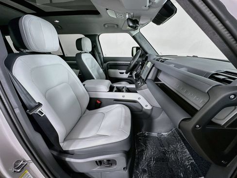 New 2026 Land Rover Defender 110 X AWD/4WD image 26