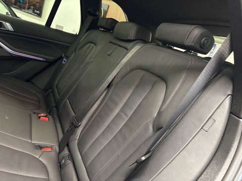 Used 2021 BMW X5 xDrive40i w/ Premium Package image 40