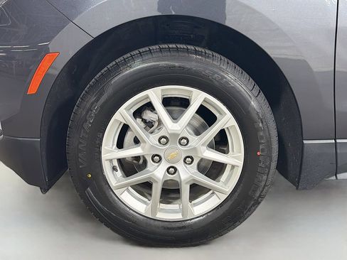 Used 2023 Chevrolet Equinox LT FWD image 32