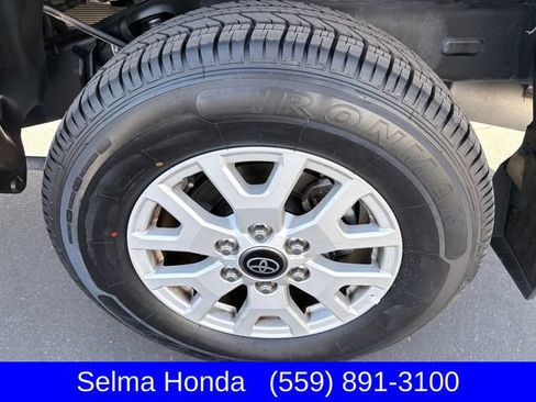 Used 2024 Toyota Tacoma SR5 AWD/4WD image 23