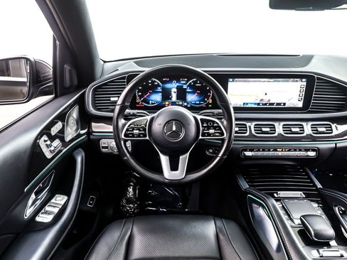 Used 2021 Mercedes-Benz GLS 450 GLS 450 4MATIC SUV image 4