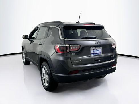 Used 2023 Jeep Compass Latitude w/ Convenience Group AWD/4WD image 7