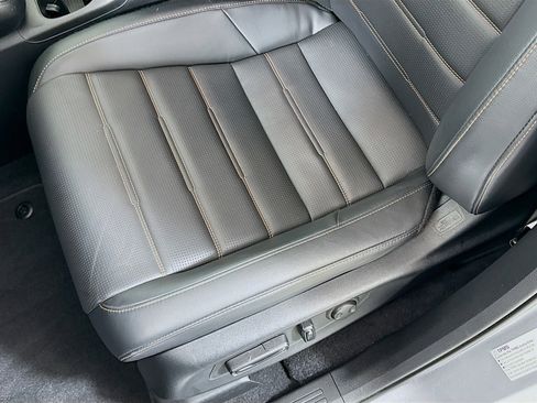 Used 2023 Honda CR-V Sport Touring image 21