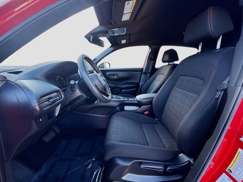 Certified 2023 Honda HR-V Sport image 18