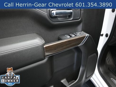 Used 2022 Chevrolet Silverado 1500 LT image 11