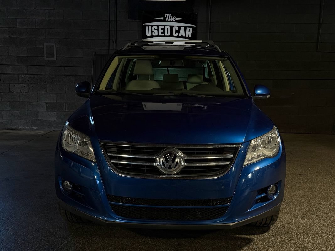 Used 2010 Volkswagen Tiguan Wolfsburg Edition FWD image 8