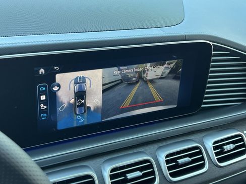 New 2026 Mercedes-Benz GLS 450 4MATIC image 24