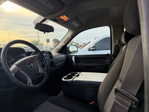 Used 2013 GMC Sierra 1500 SLE w/ Power Tech Package AWD/4WD image 8