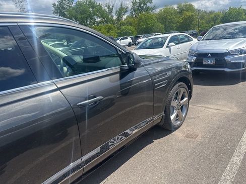 Used 2024 Genesis GV80 3.5T Advanced w/ Winter Weather Package AWD/4WD image 17