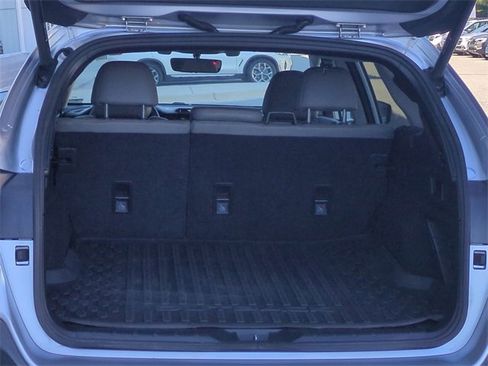 Used 2021 Subaru Outback Limited image 31
