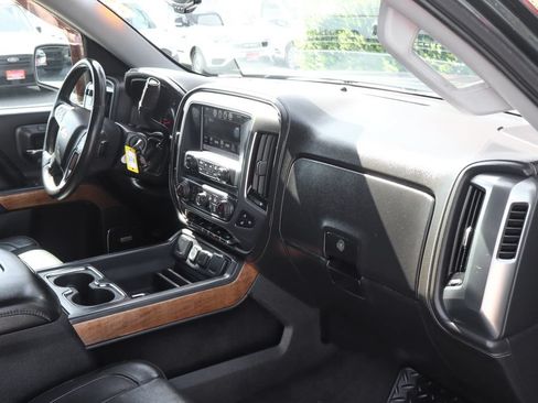 Used 2017 Chevrolet Silverado 1500 LTZ w/ Sport Package AWD/4WD image 50