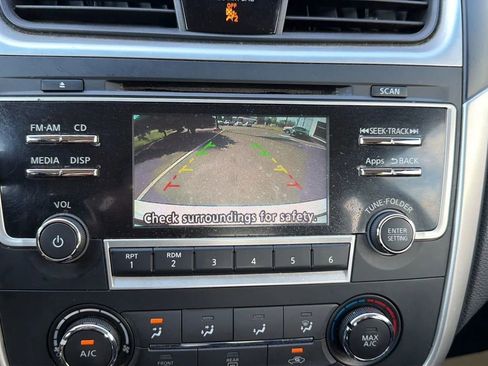Used 2016 Nissan Altima 2.5 S w/ Power Driver Seat Package FWD image 21