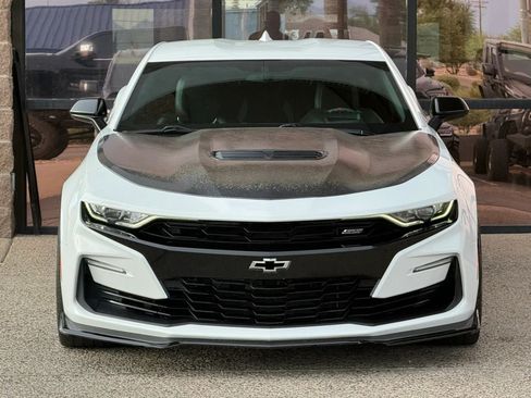 Used 2019 Chevrolet Camaro SS RWD image 19