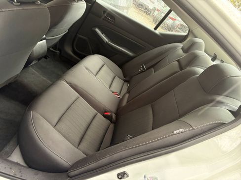 Used 2025 Nissan Altima 2.5 SV FWD image 38