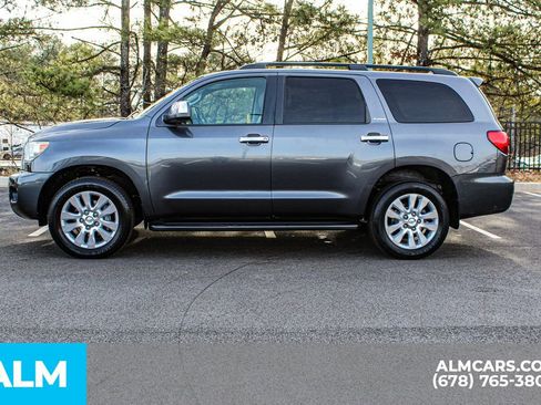 Used 2016 Toyota Sequoia Platinum image 7