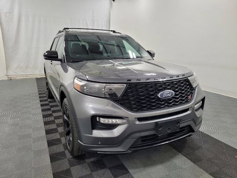 Used 2022 Ford Explorer ST w/ Equipment Group 401A AWD/4WD image 14