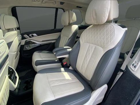 Used 2024 BMW X7 M60i w/ Executive Package AWD/4WD image 22