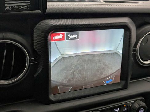 Used 2023 Jeep Wrangler Sahara w/ Cold Weather Group image 29