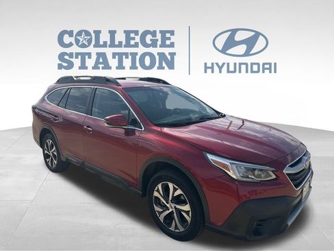 Used 2022 Subaru Outback Limited image 3