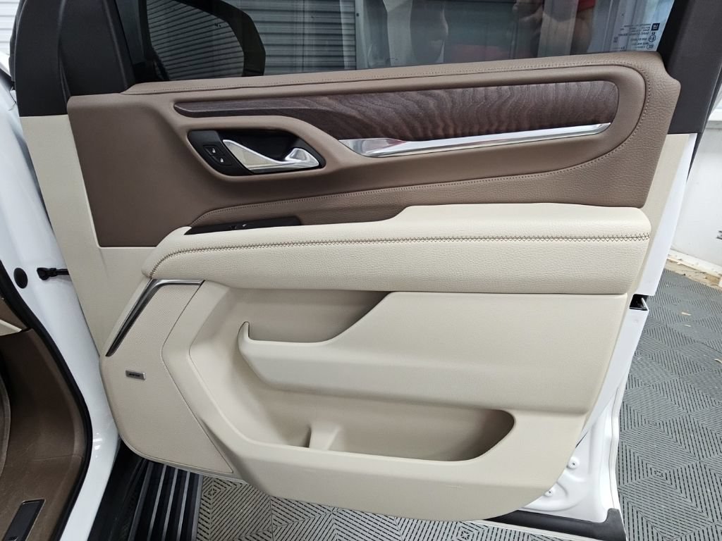Certified 2023 GMC Yukon XL Denali w/ Denali Reserve Package RWD image 47