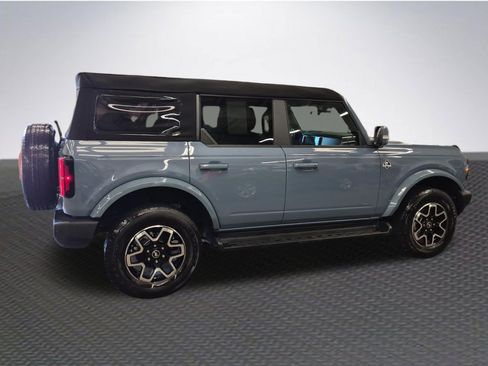 Certified 2025 Ford Bronco Outer Banks AWD/4WD image 4