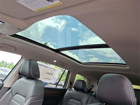 New 2025 Volkswagen Atlas SEL image 14