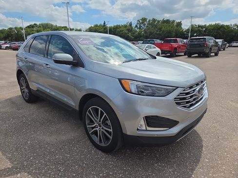 Used 2024 Ford Edge Titanium w/ Equipment Group 301A AWD/4WD image 6