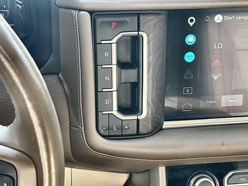 Used 2023 GMC Yukon XL Denali w/ Advanced Technology Package AWD/4WD image 24
