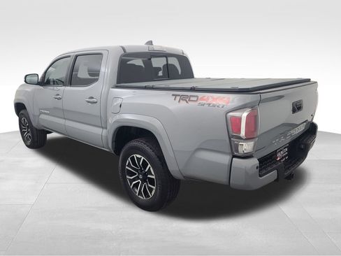 Used 2020 Toyota Tacoma TRD Sport image 8