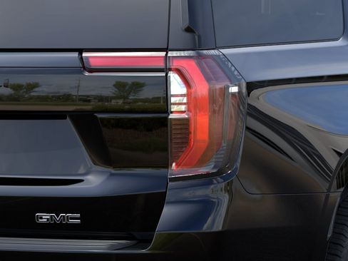 New 2026 GMC Yukon XL Denali Ultimate w/ LPO, Illumination Package AWD/4WD image 12