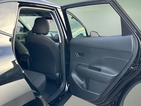 Used 2025 Hyundai Kona SEL image 22