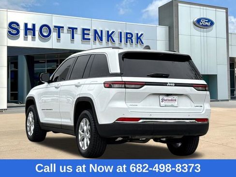 Used 2023 Jeep Grand Cherokee Limited w/ Luxury Tech Group II image 6