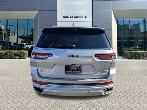 Used 2022 Jeep Grand Cherokee L Overland w/ Luxury Tech Group IV image 6