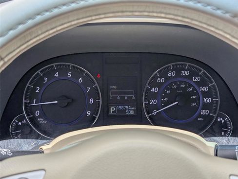 Used 2016 INFINITI QX70 2WD w/ Premium Package image 21