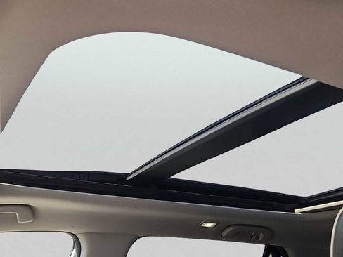 Used 2023 Honda Pilot Elite image 13