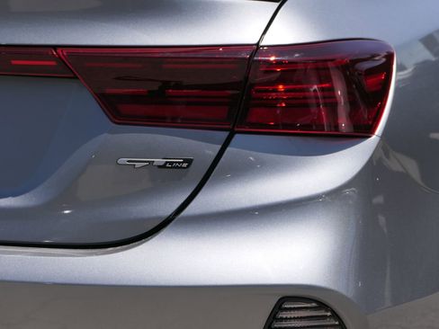 Used 2023 Kia Forte GT-Line w/ GT-Line Technology Package FWD image 4