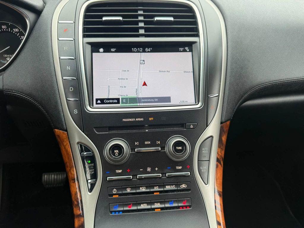 Used 2016 Lincoln MKX Reserve AWD/4WD image 21