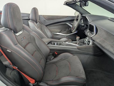Used 2022 Chevrolet Camaro ZL1 image 23