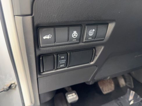 Used 2024 Nissan Armada SL image 59