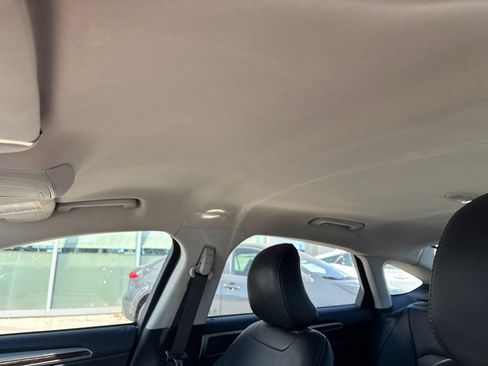 Used 2016 Ford Fusion SE w/ Equipment Group 202A FWD image 12