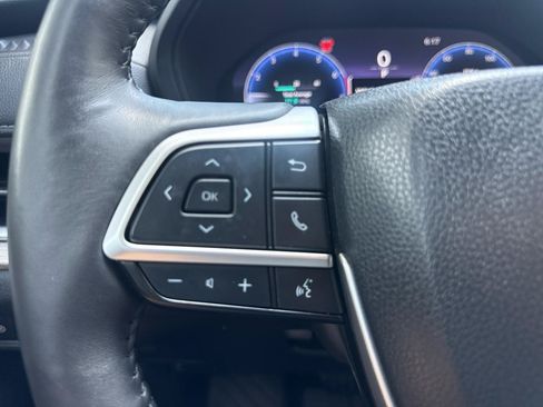 Used 2024 Toyota Grand Highlander AWD image 18