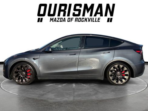 Used 2021 Tesla Model Y Performance image 3